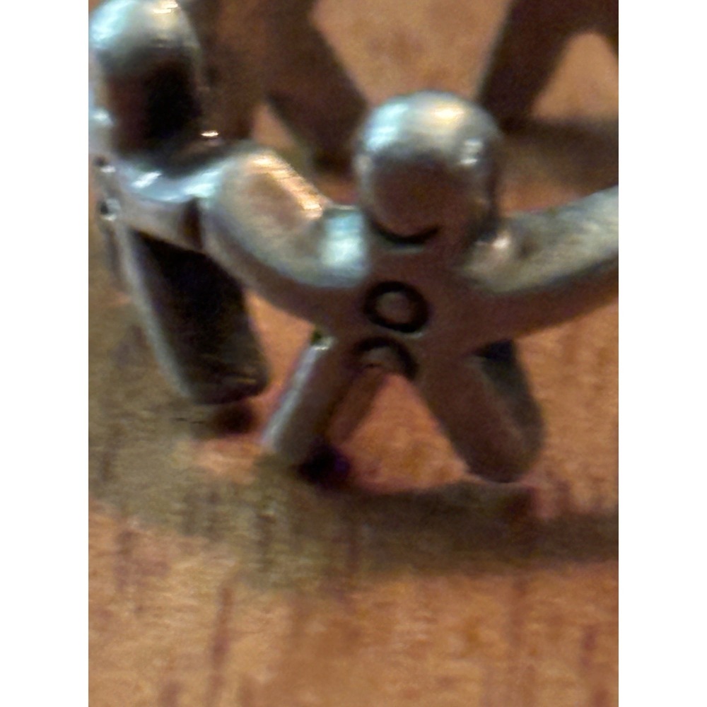 Children Holding Hands 925 Silver Band Ring Size 6 - Picture 2 of 8